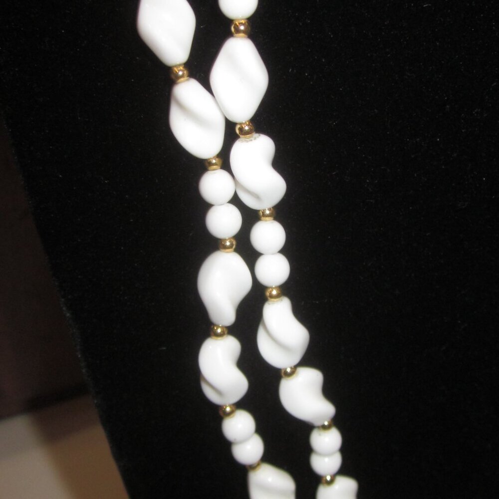 Trifari White Lucite Double Strand Necklace - Picture 2 of 4